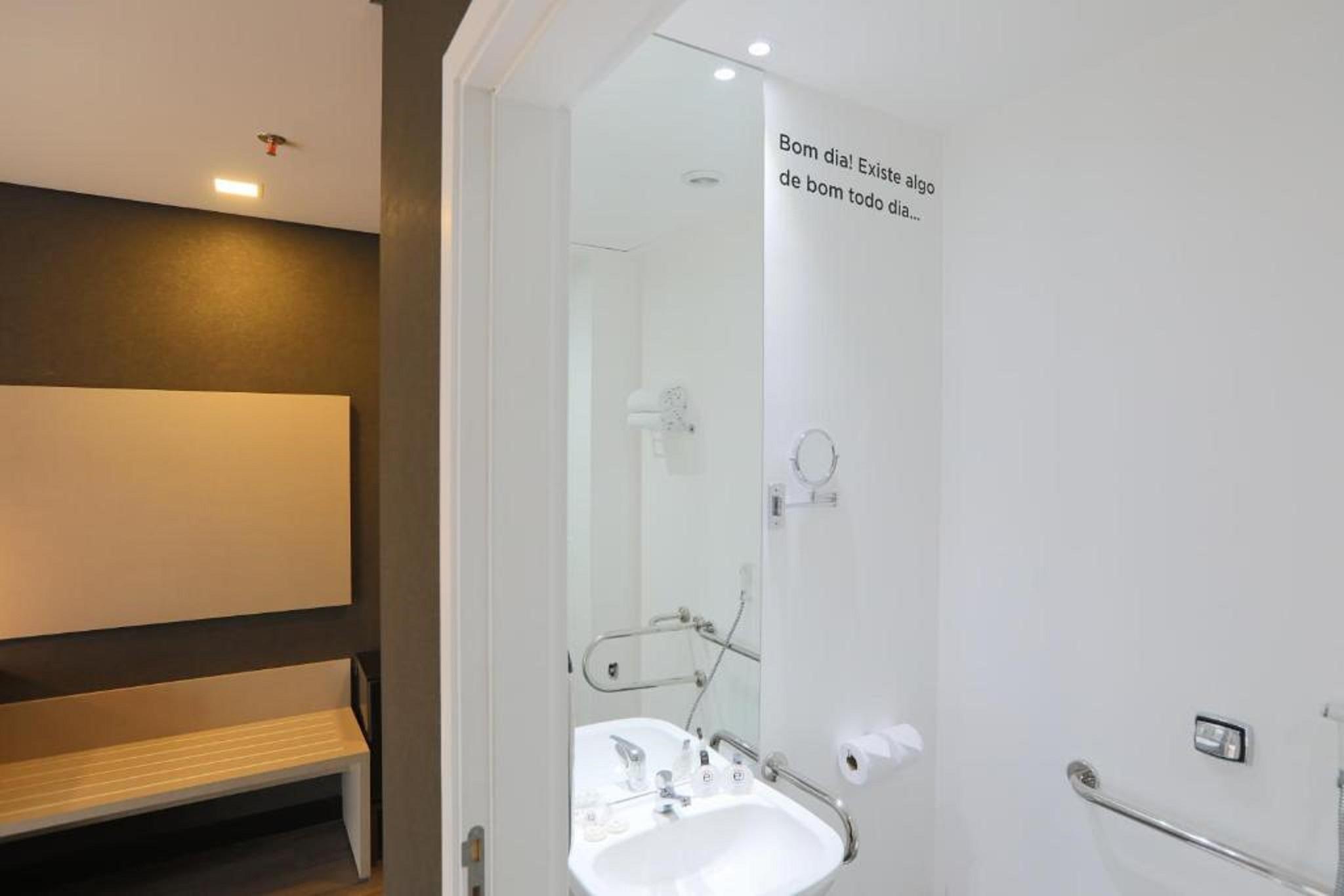 Ramada Hotel & Suites Osasco Extérieur photo